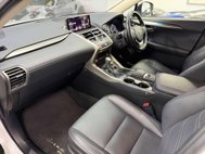 Lexus NX 2.5 300h Luxury SUV 5dr Petrol Hybrid E-CVT 4WD Euro 6 (s/s) (197 ps) 38