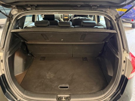 Hyundai ix20 1.6 Active Auto Euro 5 5dr 31