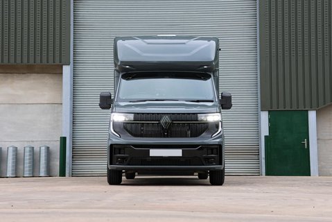 Renault Master 2026 Brand new 3.5 ton  AUTOMATIC Stallion build WITH REAR BED OPTION   6