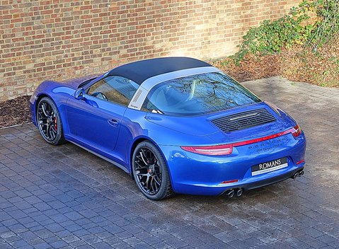 Porsche 911 (991) Targa 4 GTS 17