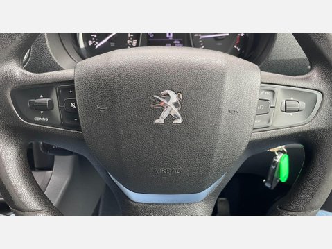 Peugeot Expert 2.0 BlueHDi 1400 Professional Standard Panel Van 6dr Diesel Manual MWB Euro 29