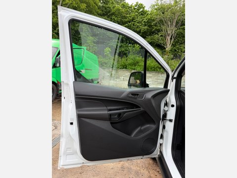Ford Transit Connect 1.5 TDCi 200 ECOnetic Panel Van 5dr Diesel Manual L1 H1 (109 g/km, 99 bhp) 28