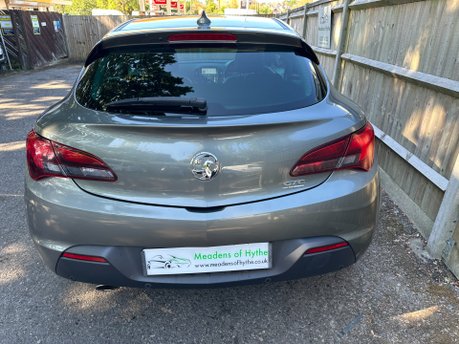 Vauxhall Astra GTC 1.4 SRI S/S 3 Dr 5