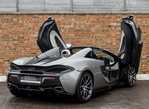 McLaren 570S Spider 8