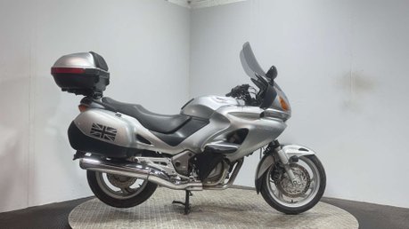 Honda NT650V Deauville 650 2005 ONLY 11K MOT CLEAN EXAMPLE 650CC COMMUTER TOURER BIKE 1