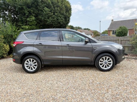 Ford Kuga 2.0 TDCi Titanium 2WD Euro 6 (s/s) 5dr 4