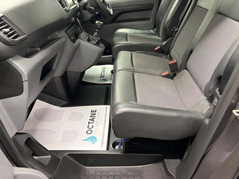 Peugeot Expert 2.0 BlueHDi 1400 Professional Plus Standard Panel Van MWB Euro 6 (s/s) 6dr 13