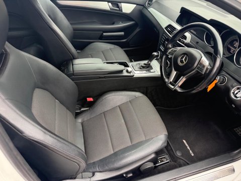 Mercedes-Benz C Class 2.1 C220 CDI BlueEfficiency AMG Sport G-Tronic+ Euro 5 (s/s) 2dr 80