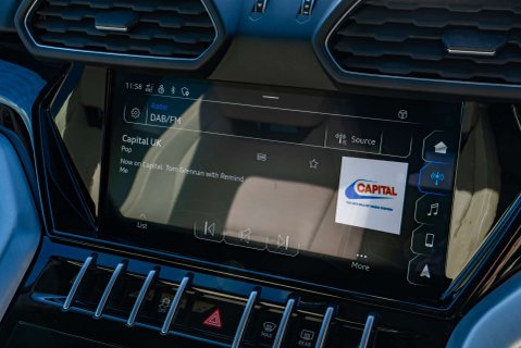 Lamborghini Urus V8 17