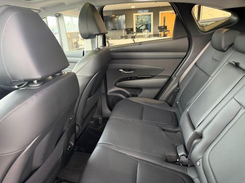 Hyundai TUCSON 1.6T Ultimate Auto Euro 6 (s/s) 5dr 18