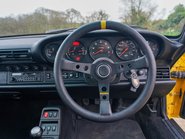 Porsche 911 CARRERA 4 11