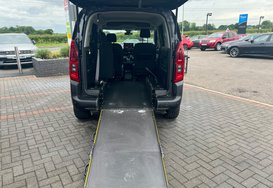 Citroen Berlingo BLUEHDI FEEL M WHEELCHAIR RAMP 39
