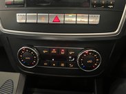 Mercedes-Benz M Class 3.0 ML350 V6 BlueTEC AMG Line G-Tronic 4WD Euro 6 (s/s) 5dr 22