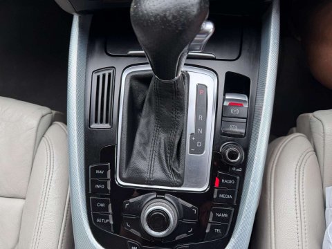 Audi Q5 3.2 v6 Petrol Auto (ulez) 18