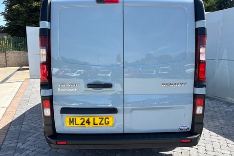 Renault Trafic SL28 Business Plus 130 ps dCi - Twin Side Loading Doors 15