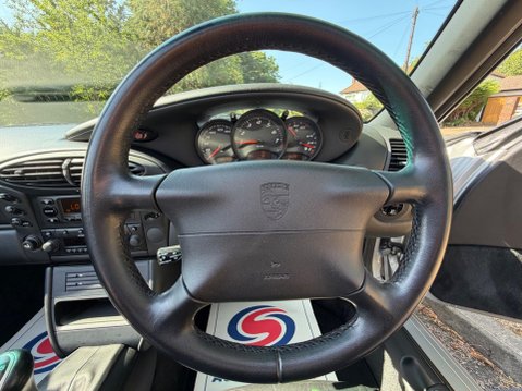 Porsche Boxster 2.7 986 2dr 11