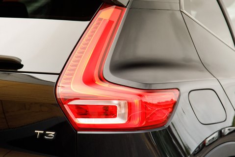 Volvo XC40 T3 R-DESIGN 9