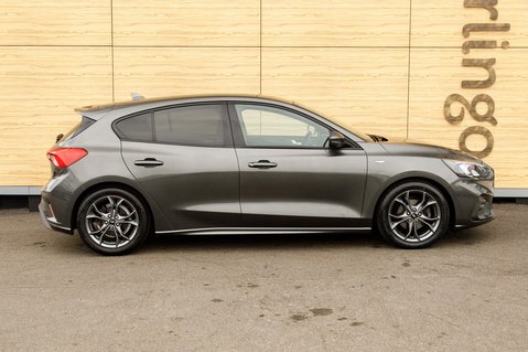 Ford Focus ST-LINE 13