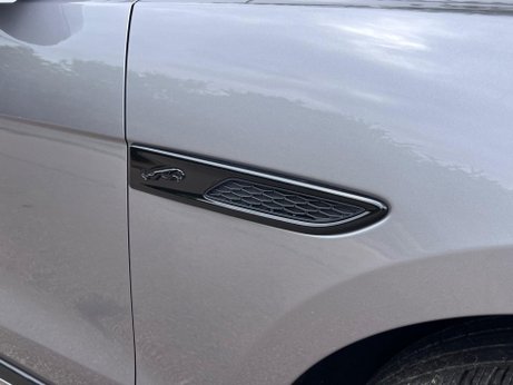 Jaguar F-Pace 2.0 D200 MHEV R-Dynamic HSE Auto AWD Euro 6 (s/s) 5dr 55