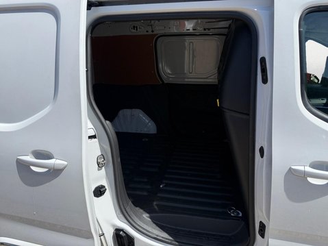 Toyota Proace City 1.5 BlueHDi Design Short Panel Van Auto SWB Euro 6 (s/s) 5dr 11