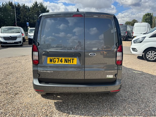 Ford Transit Connect SWB L1H1 Low Roof Limited Air Con Alloys Sensors Cam EURO 6 NO VAT 7