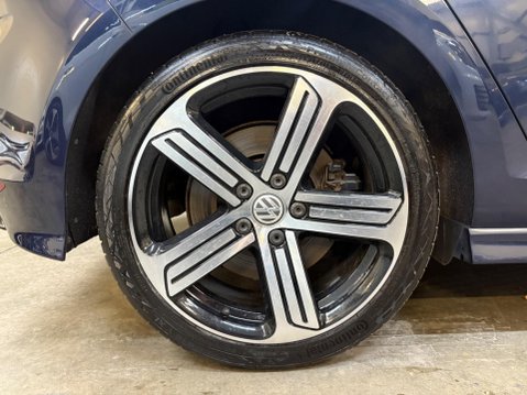Volkswagen Golf 2.0 TSI BlueMotion Tech R 4Motion Euro 6 (s/s) 5dr 47