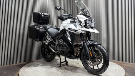 Triumph Explorer 1215 XRT 2017 21K FULL LUGGAGE TOP ROAD SPEC ADVENTURE BIKE 2