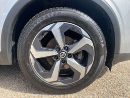 Nissan Qashqai 1.3 Qashqai N-Connecta DiG-T MHEV 5dr 16