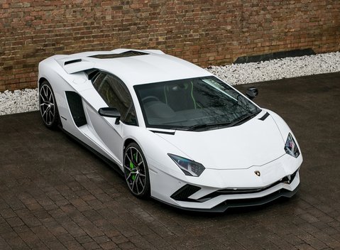 Lamborghini Aventador S 8