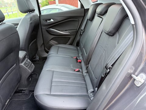 Vauxhall Grandland X ELITE NAV 12