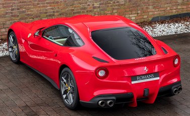 Ferrari F12 Berlinetta 9