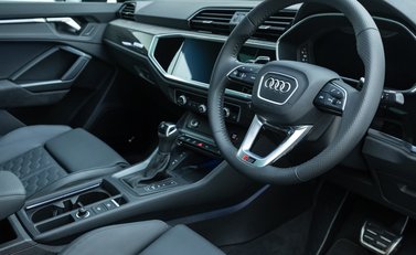 Audi RS Q3 TFSI Quattro Vorsprung 10
