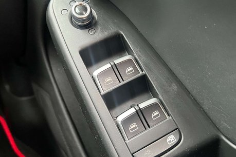 Audi A5 2.0 TDI Black Edition Plus Sportback 5dr Diesel Multitronic Euro 5 (s/s) (1 76