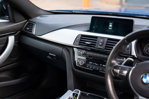 BMW 4 Series 2.0 420D M Sport Auto 2dr 38