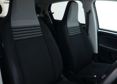 Volkswagen Up e-up! 5dr 38