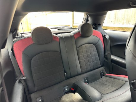 Mini Hatch JOHN COOPER WORKS 2.0 CHILLI PACK 3dr 15