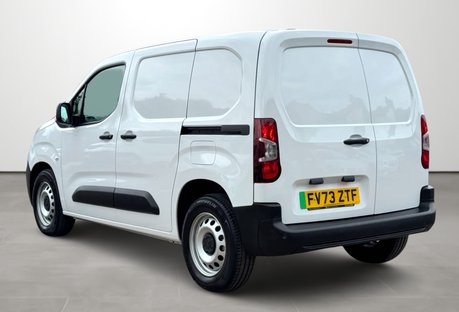 Peugeot Partner 800 100kW 50kWh Professional Premium + Van Auto