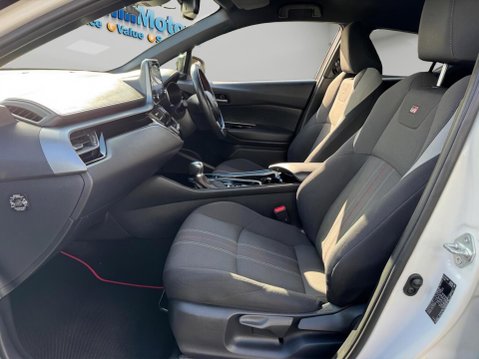 Toyota C-HR 1.8 VVT-h GR SPORT CVT Euro 6 (s/s) 5dr 38