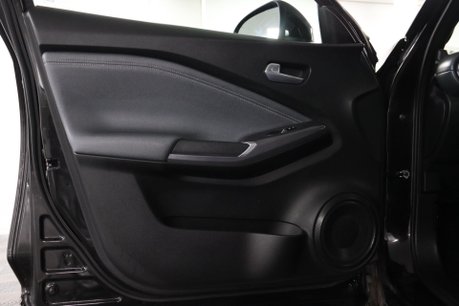 Nissan Juke DIG-T N-CONNECTA 31