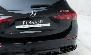 Mercedes-Benz C63 S AMG E Performance Estate Night Edition 30