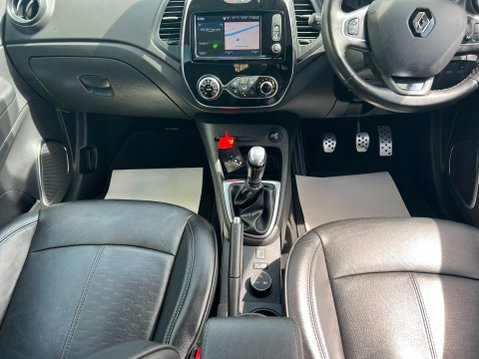 Renault Captur SIGNATURE X NAV DCI 30