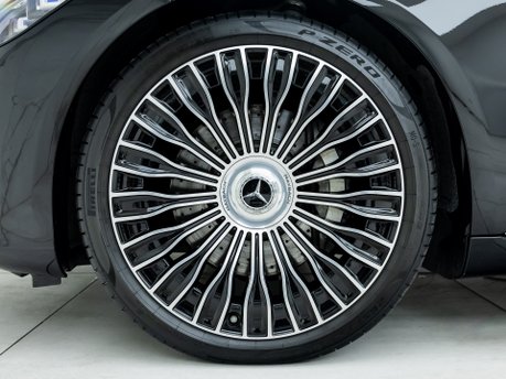 Mercedes-Benz S Class S580 Maybach First Class