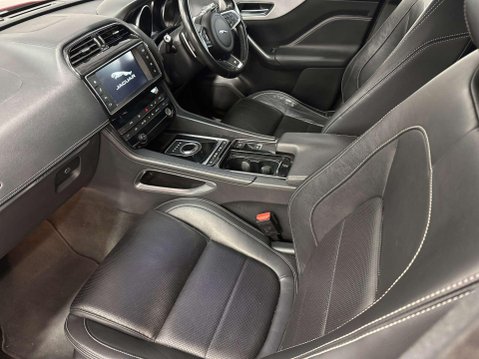 Jaguar F-Pace 2.0 D180 R-Sport Auto AWD Euro 6 (s/s) 5dr 10