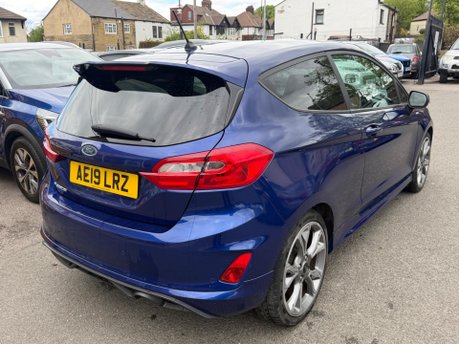 Ford Fiesta ST-LINE 9