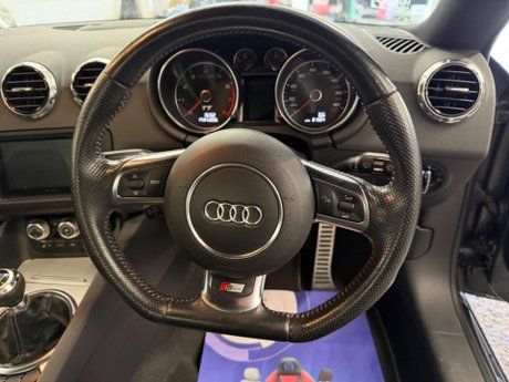 Audi TT 2.0 TFSI S line Euro 5 (s/s) 3dr 23