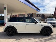 Mini Hatch COOPER 4