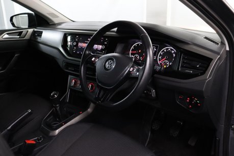 Volkswagen Polo MATCH TSI 5