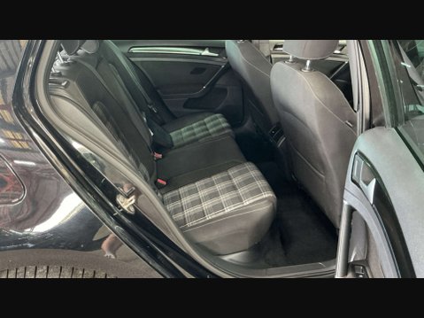 Volkswagen Golf 2.0 Golf GTD Semi-Auto 5dr 10