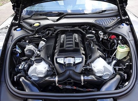 Porsche Panamera Turbo 7
