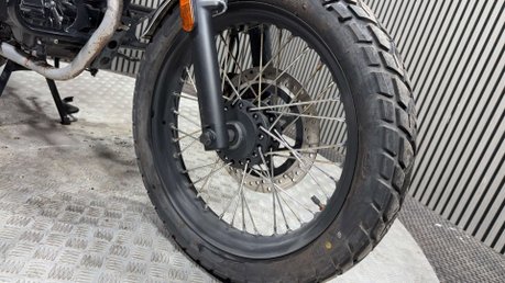 Brixton BX 2020 ONLY 8K GOOD RUNNING PROJECT BIKE 125CC BOBBER 24